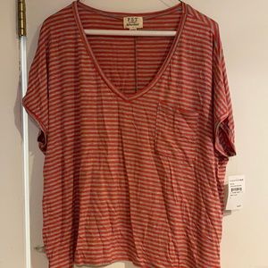 Basic tee womens size large